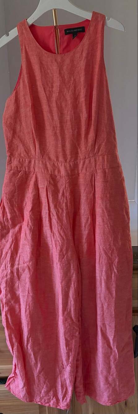 Women's Banana Republic Sz 2 Coral Linen Sleeveless Jumper - Like New